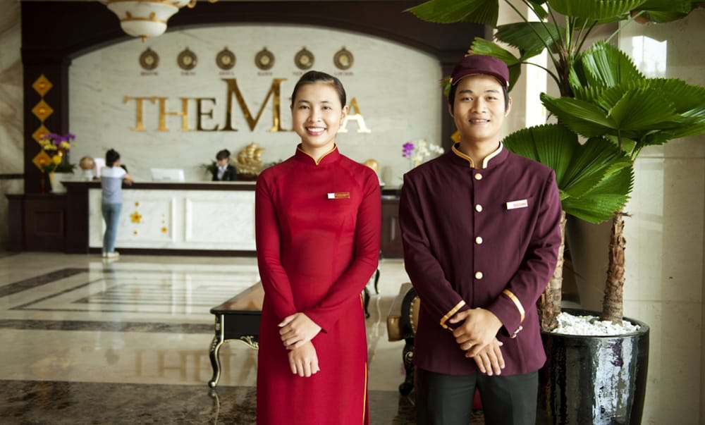 The Mira Hotel 7/50