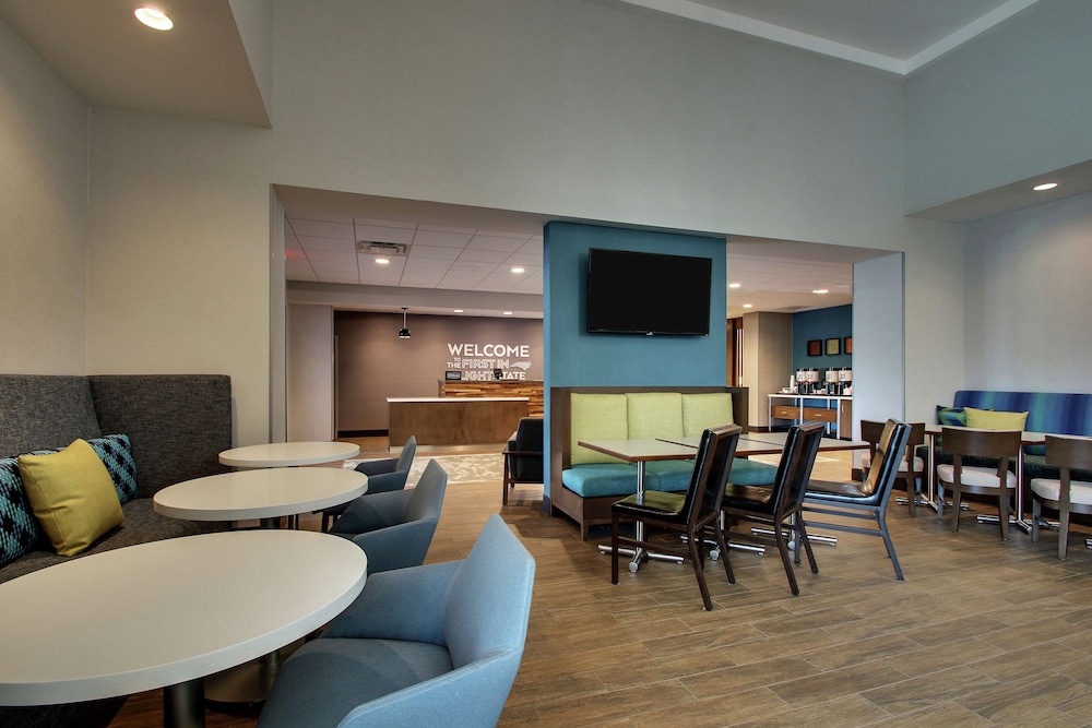 Hampton Inn And Suites Southport 43/56