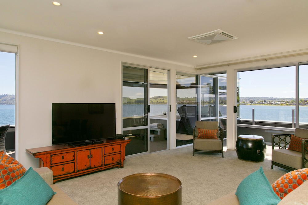The Cove Taupo 42/57