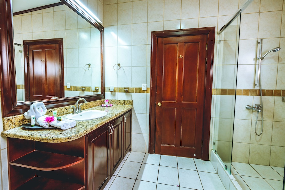 Hotel Condovac La Costa 58/72