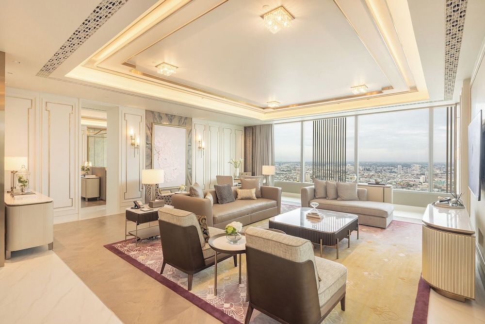 Eastin Grand Hotel Phayathai 29/50