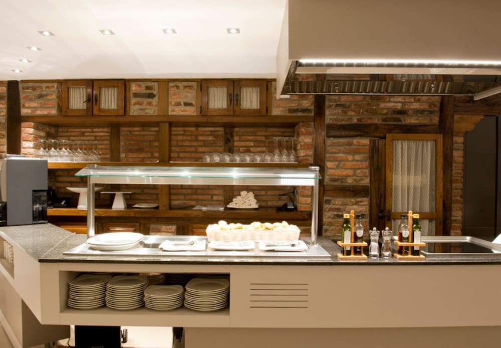 Costa Esmeralda Suites 6/50