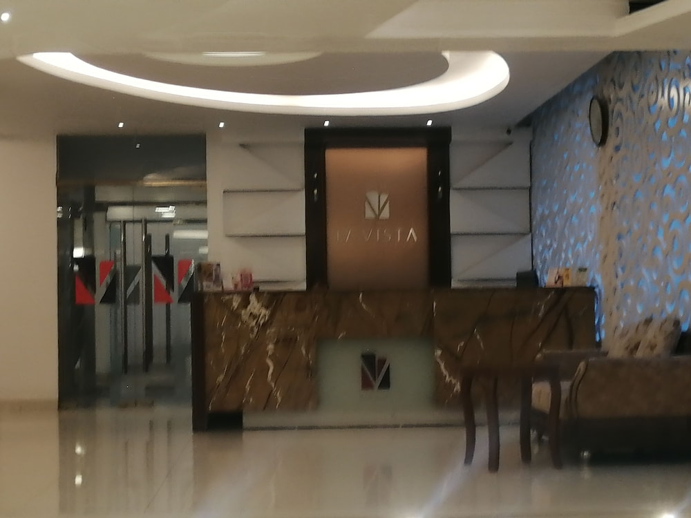 La Vista Hotel 32/44