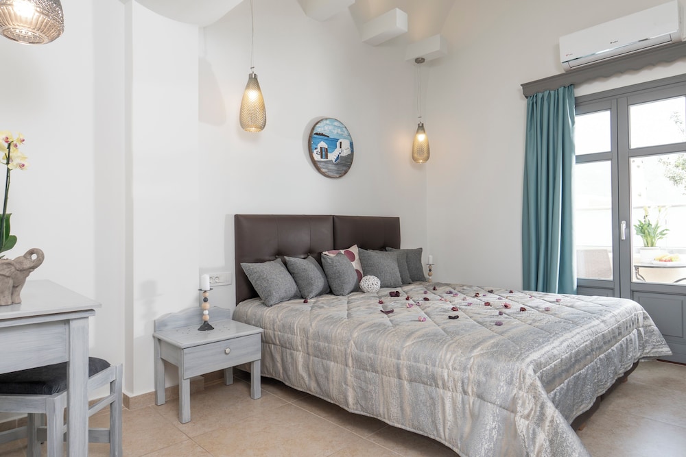 SMARAGDI APARTMENTS 14/55