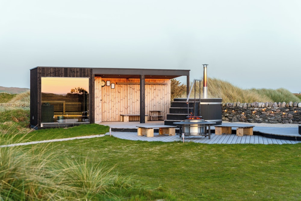 Another Place, The Machrie 3/48