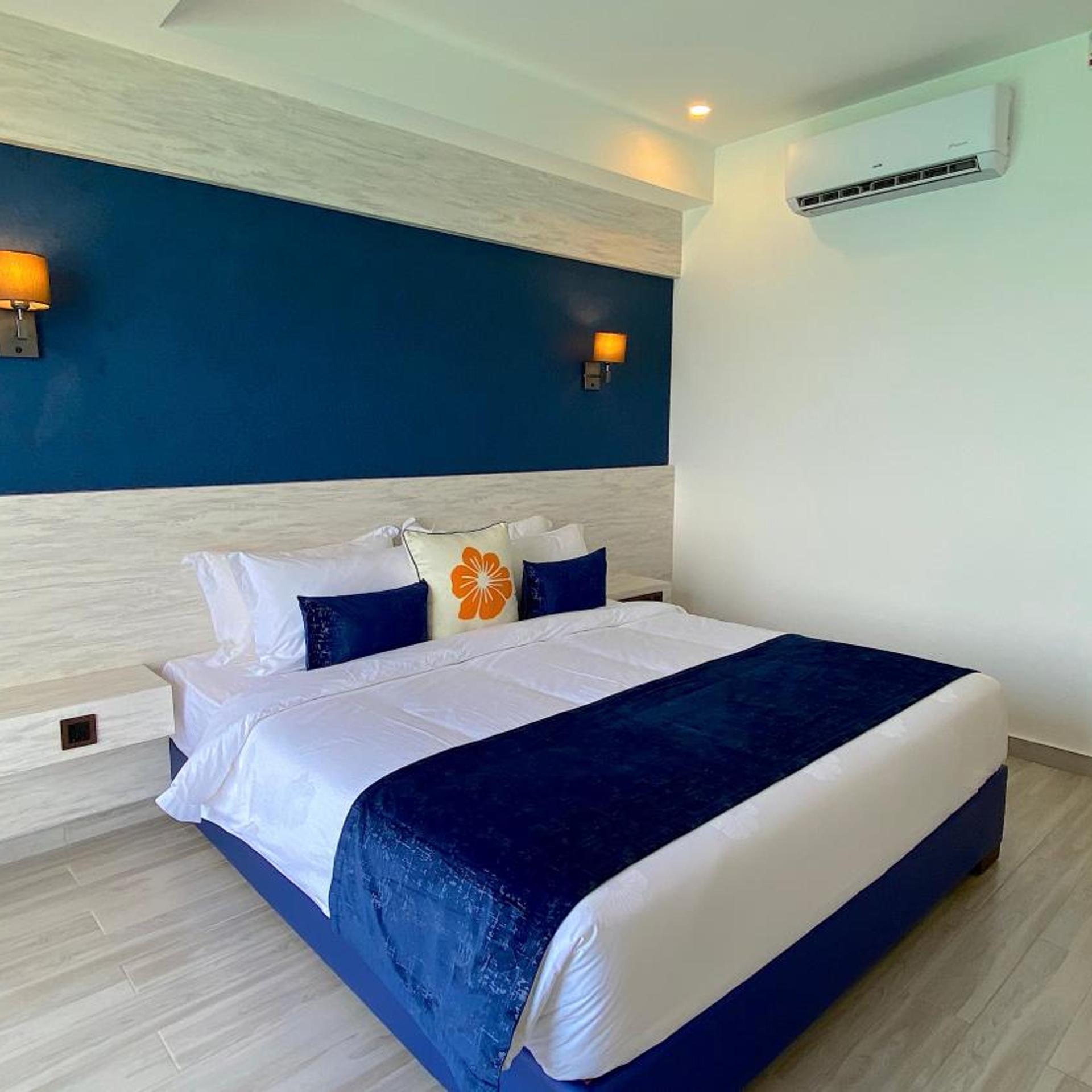 Deluxe, Double Bed, City View, Balcony