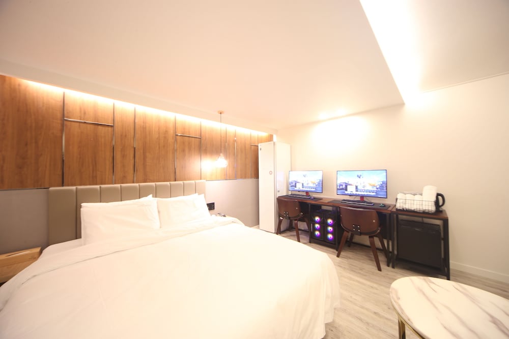 The Stone Bridge Hotel Sasang 6/24