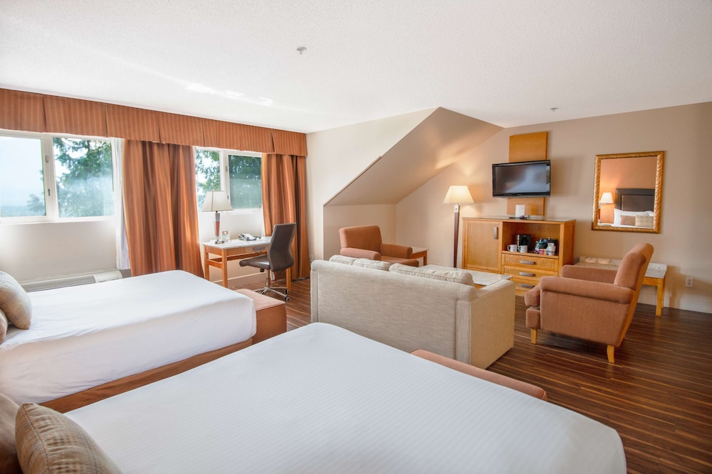 Coast Hillcrest Hotel 12/49
