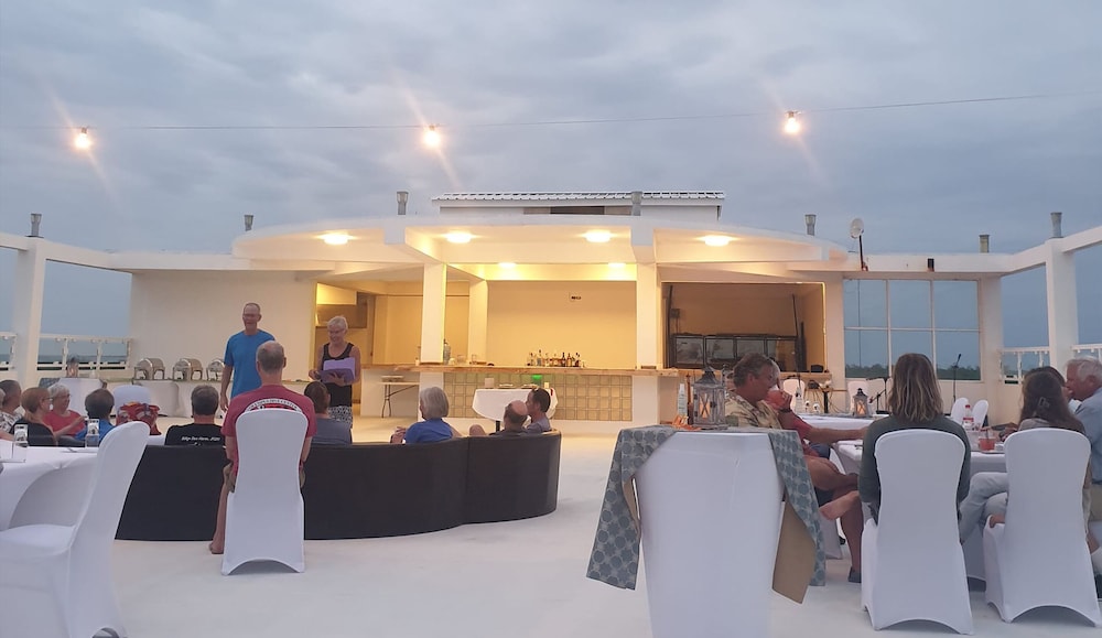 Belize Dive Haven 20/50