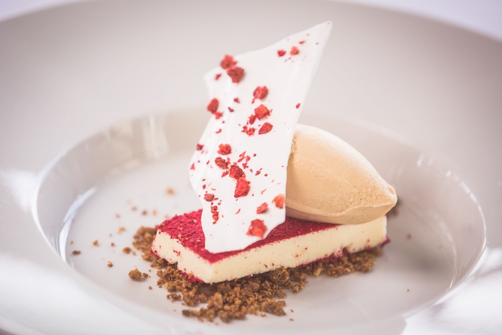 MANOR HOUSE COUNTRY HOTEL 20/56
