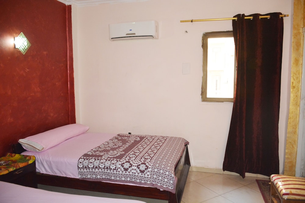 City Hostel 13/50