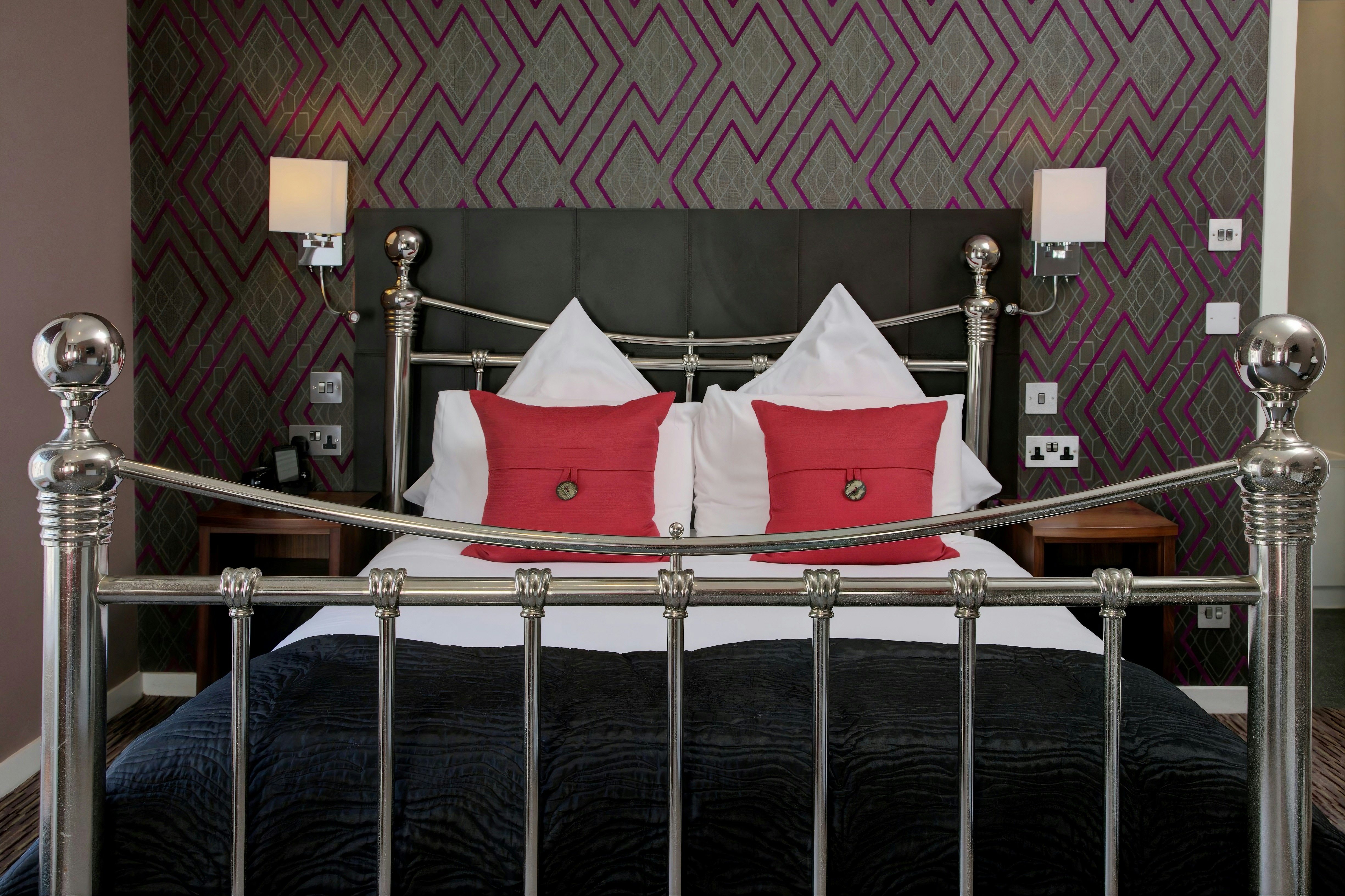 Carmelite Hotel 42/50