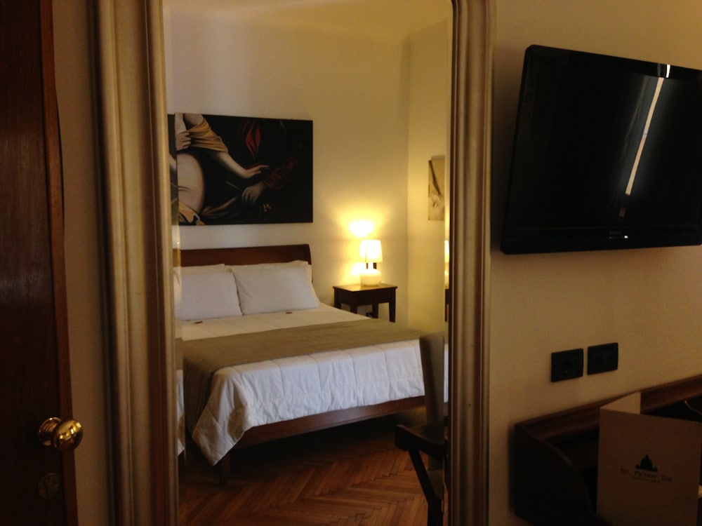 Saint Peter Six Rooms And Suites 16/67