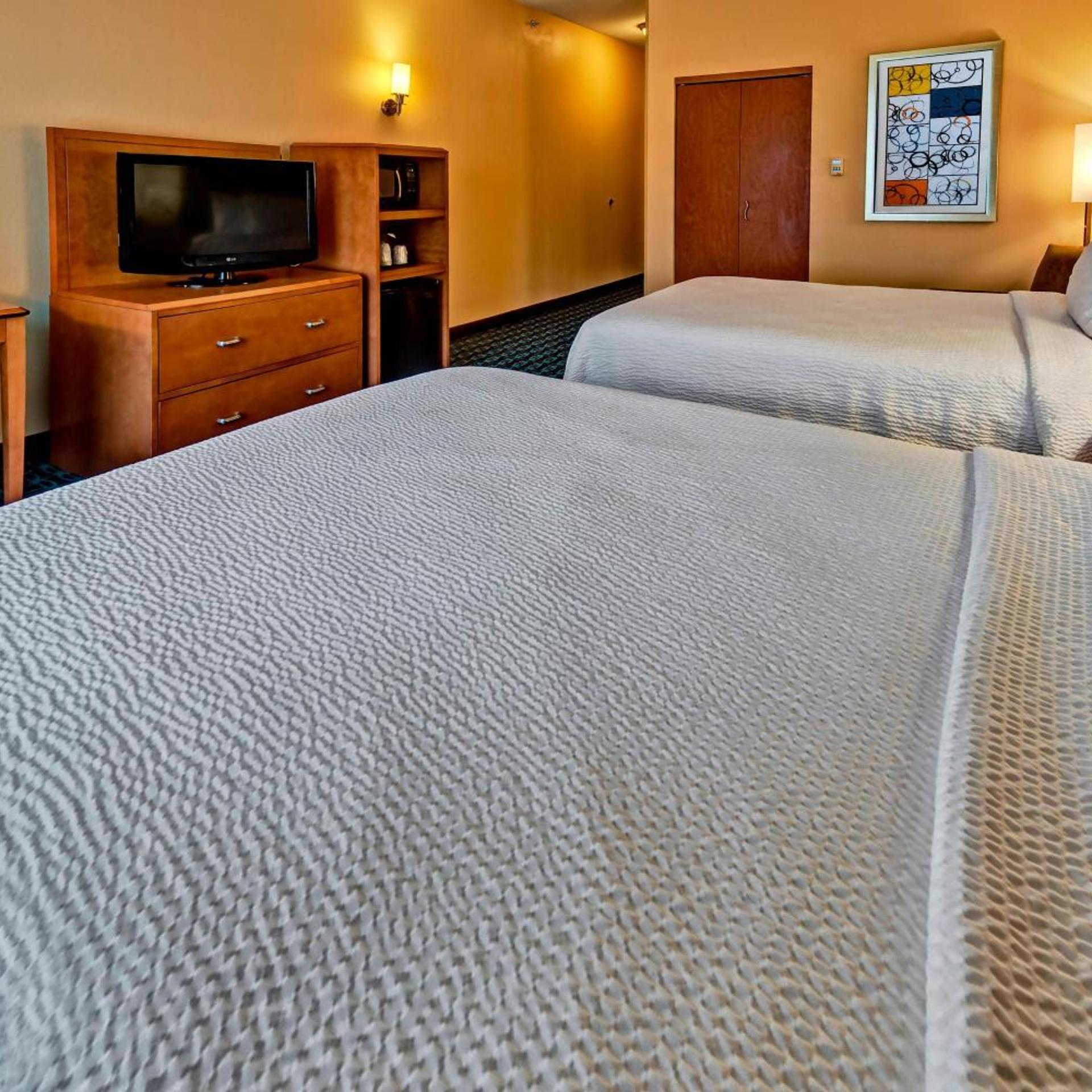 Room, 2 Queen Beds, Sofa