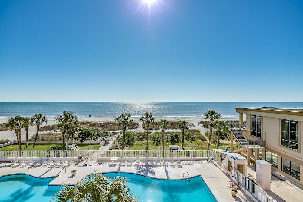 Ocean Crest Inn and Suites 43/51