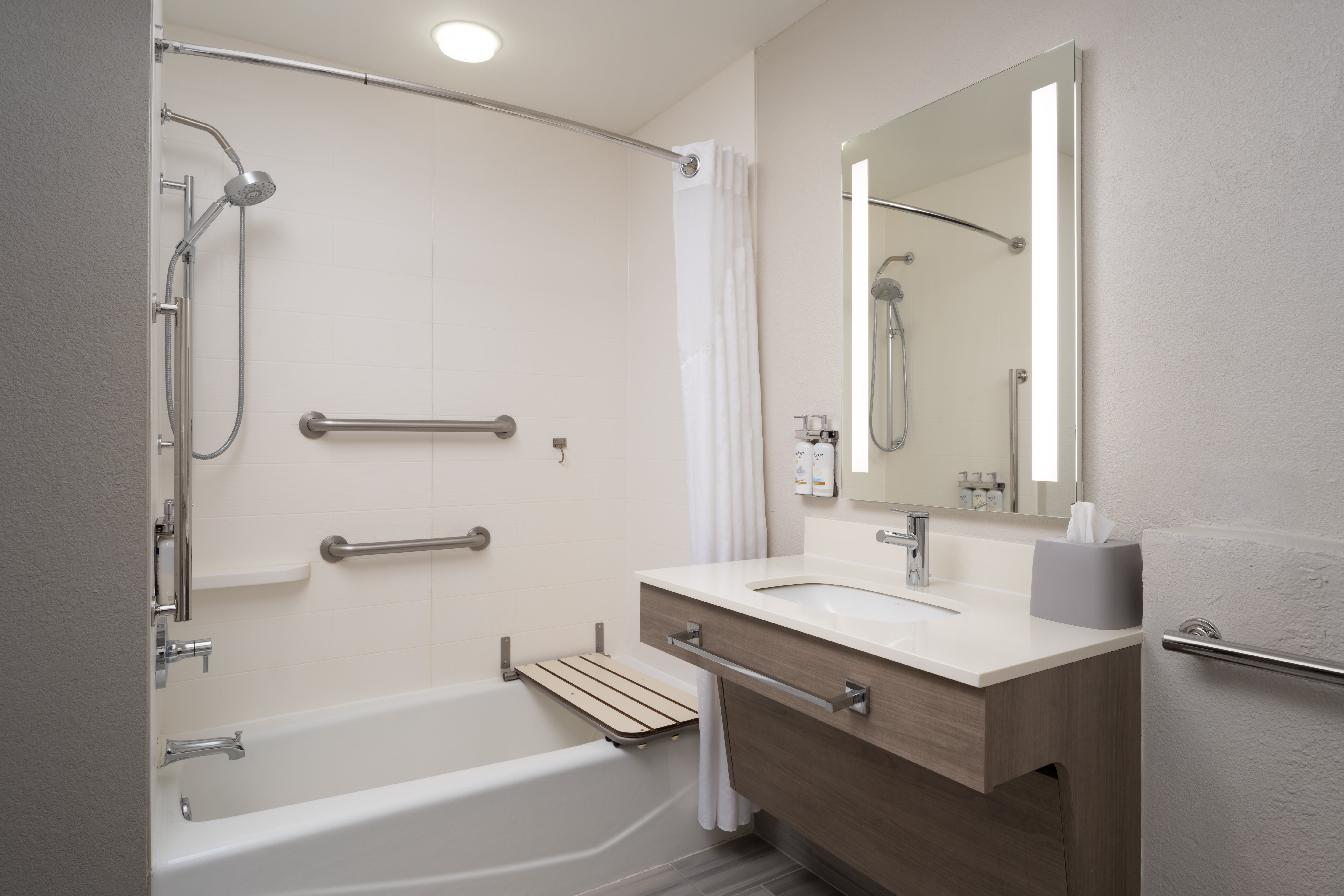 Holiday Inn Express Hotel & Suites Chaffee - Jacksonville West 49/49