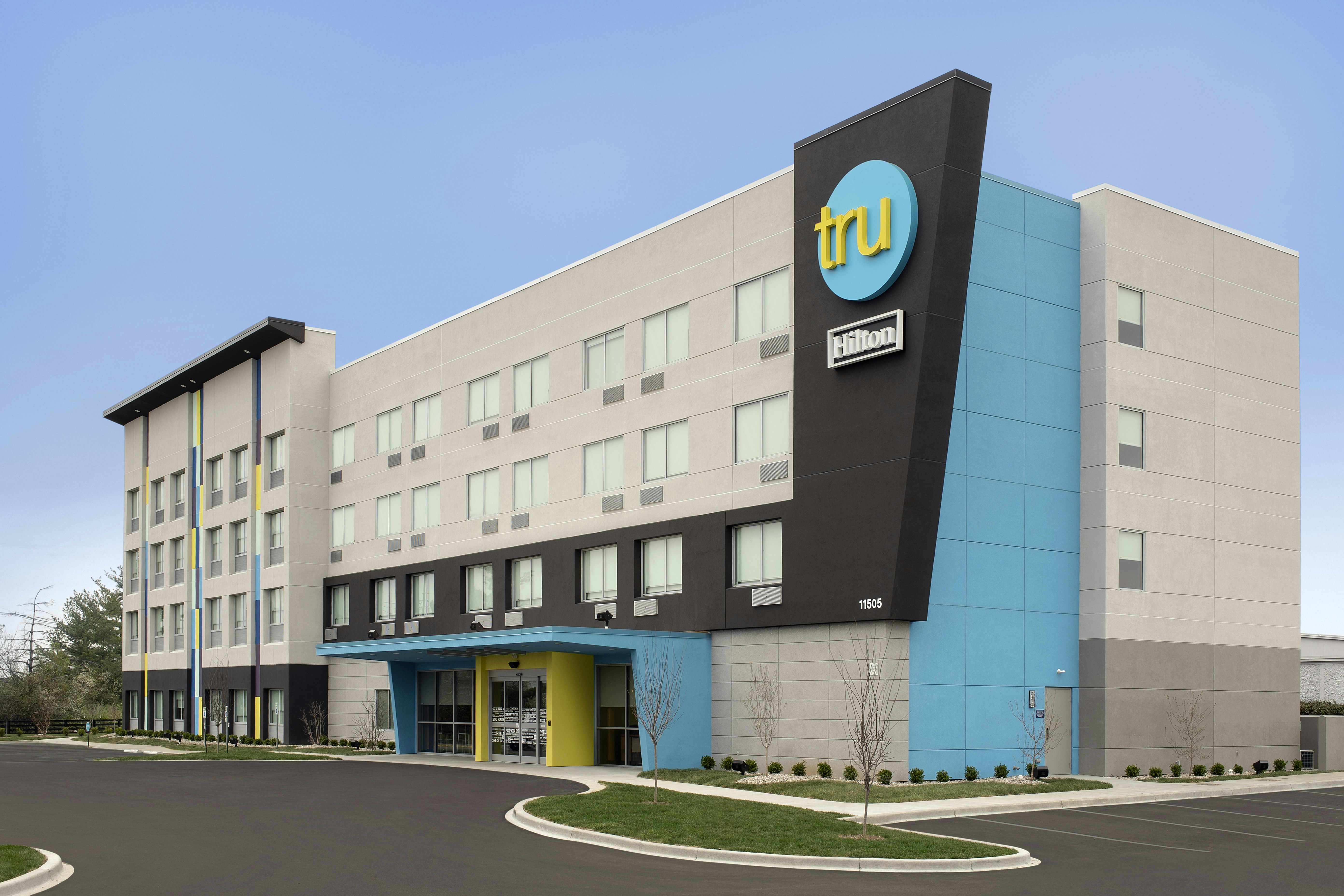 Tru by Hilton Louisville East 2/14