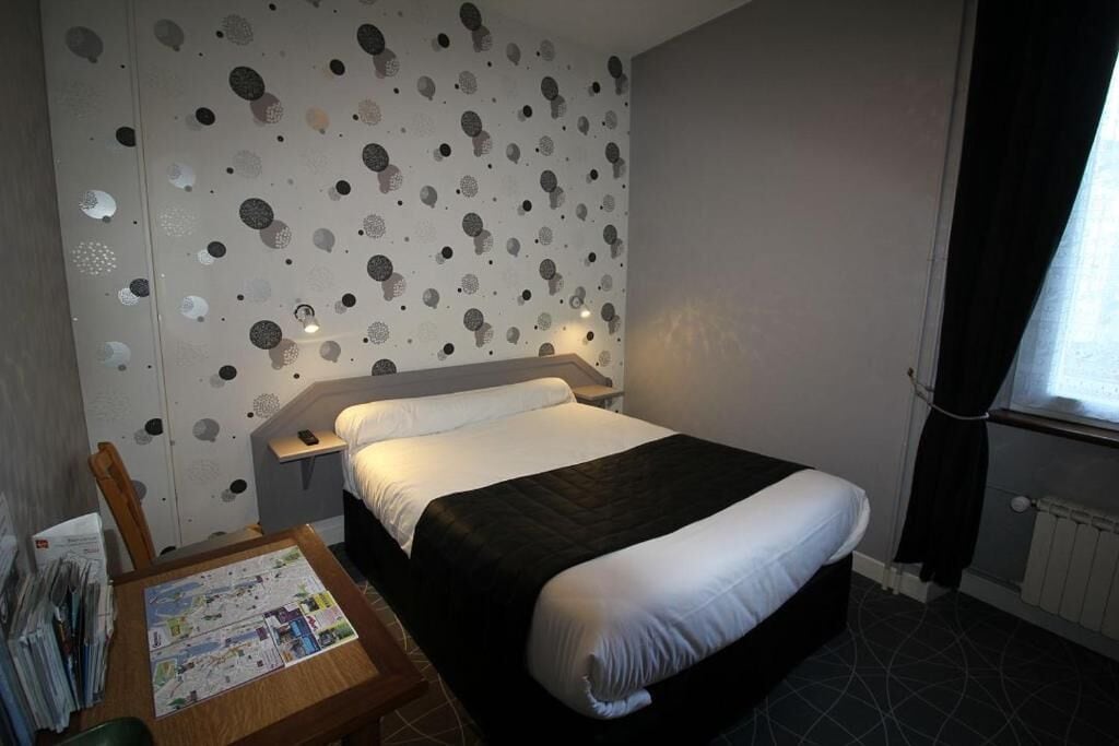 City, Double Bed