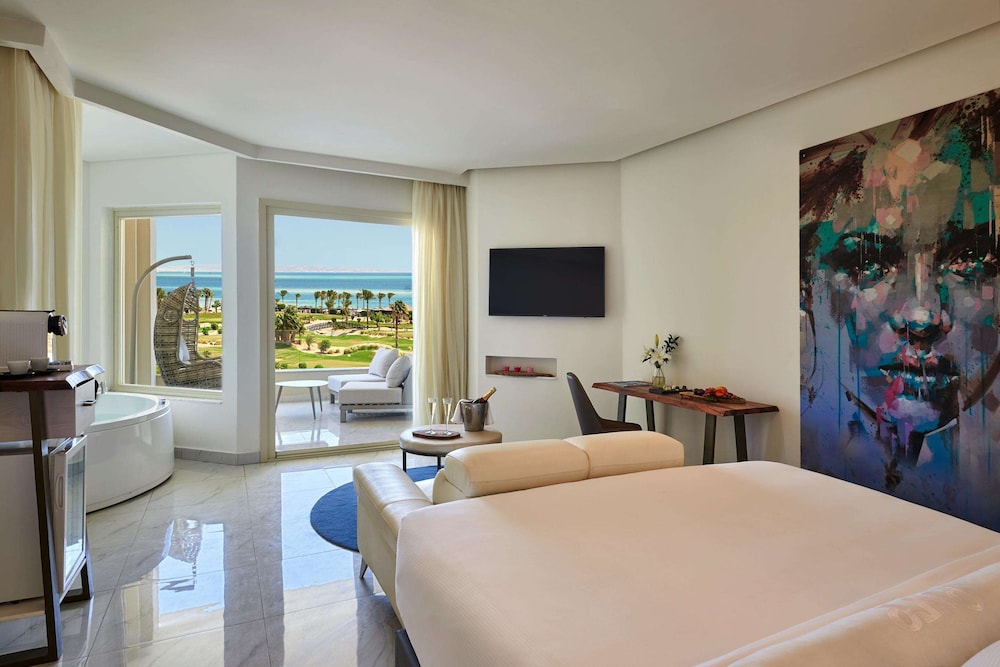 JACUZZI SUITE