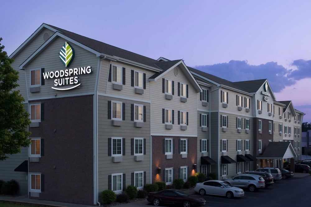 WoodSpring Suites Kansas City Liberty 6/37