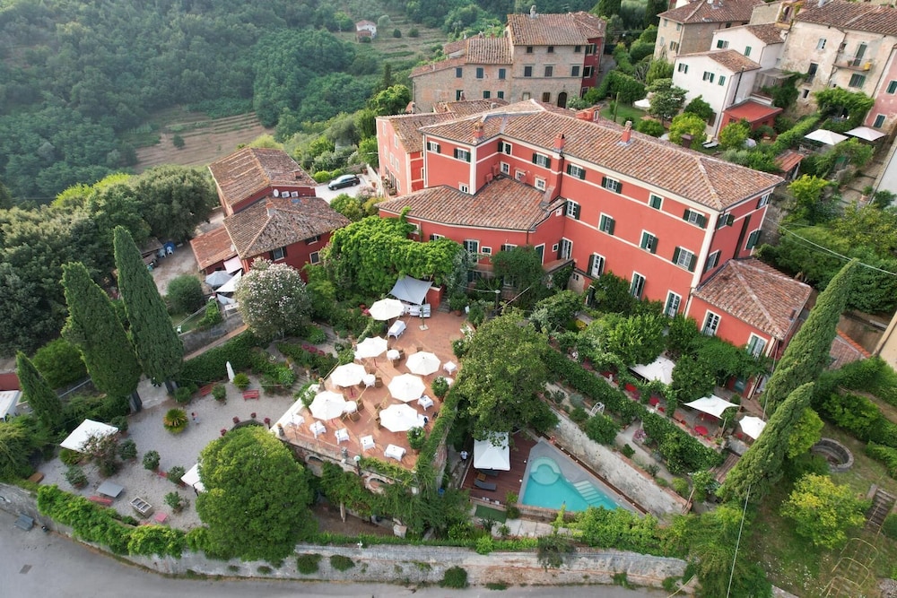 Hotel Villa Sermolli 3/50