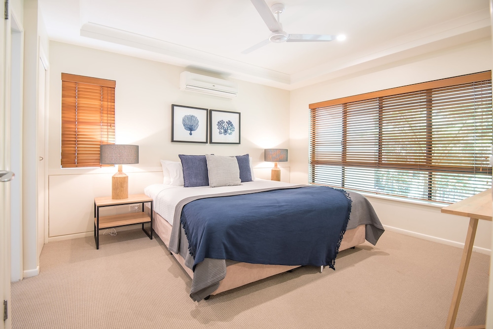 Noosa Springs Golf Resort Spa 12/65