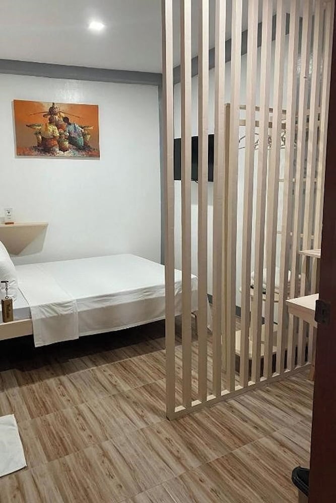 Woza Inn Boracay 48/60