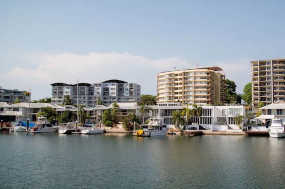 Cullen Bay Resorts By Vivo 41/49