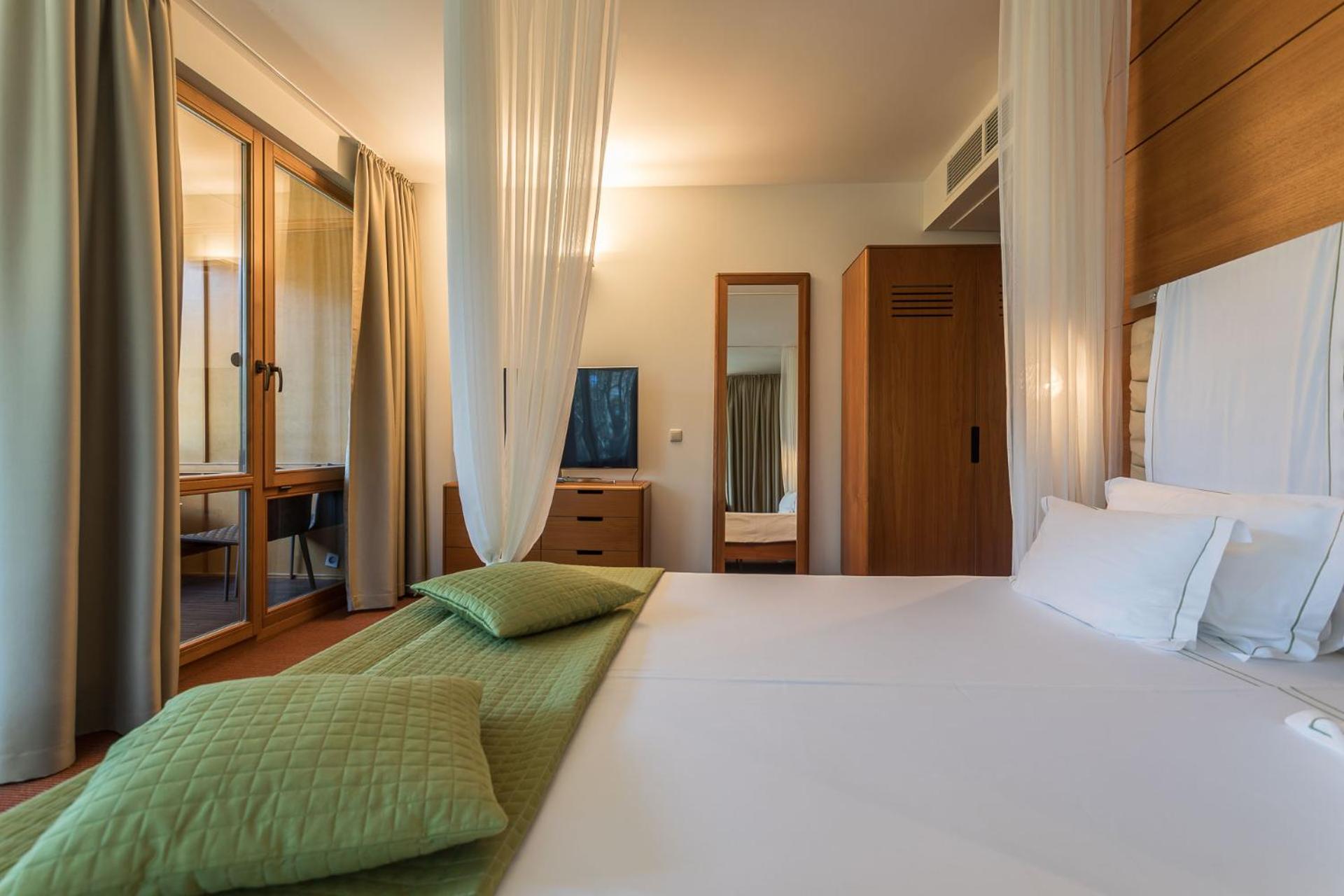 Deluxe, Luxury, Double Bed, Building