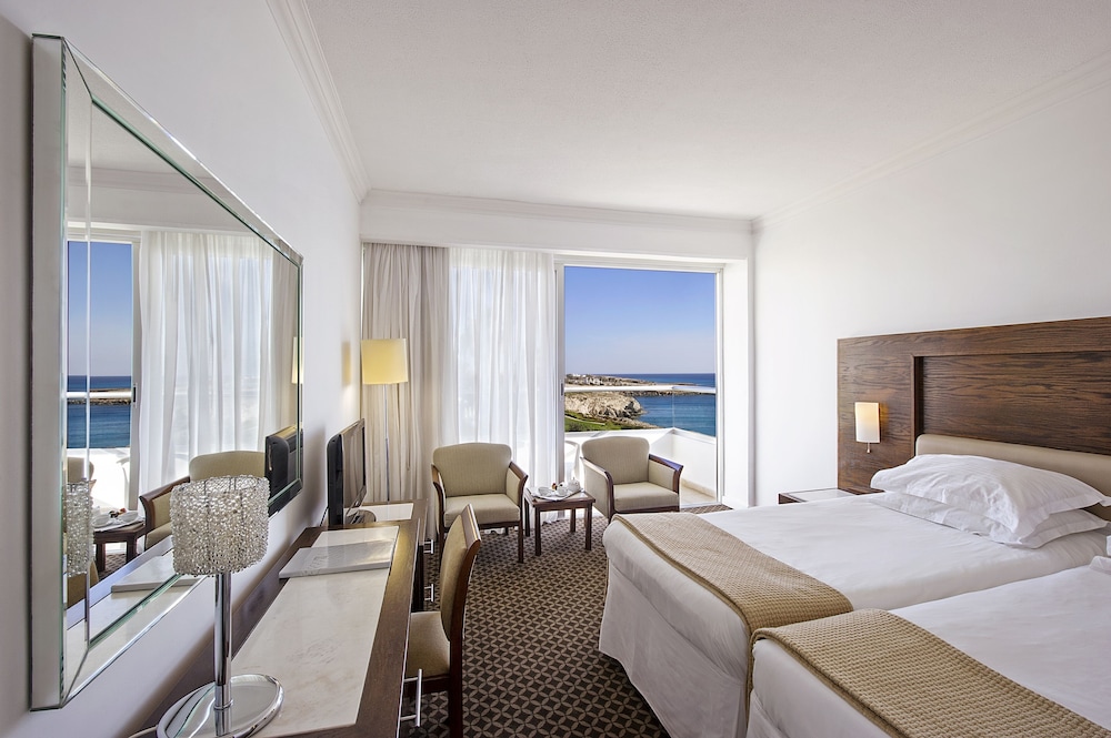 Grecian Sands Hotel 10/71