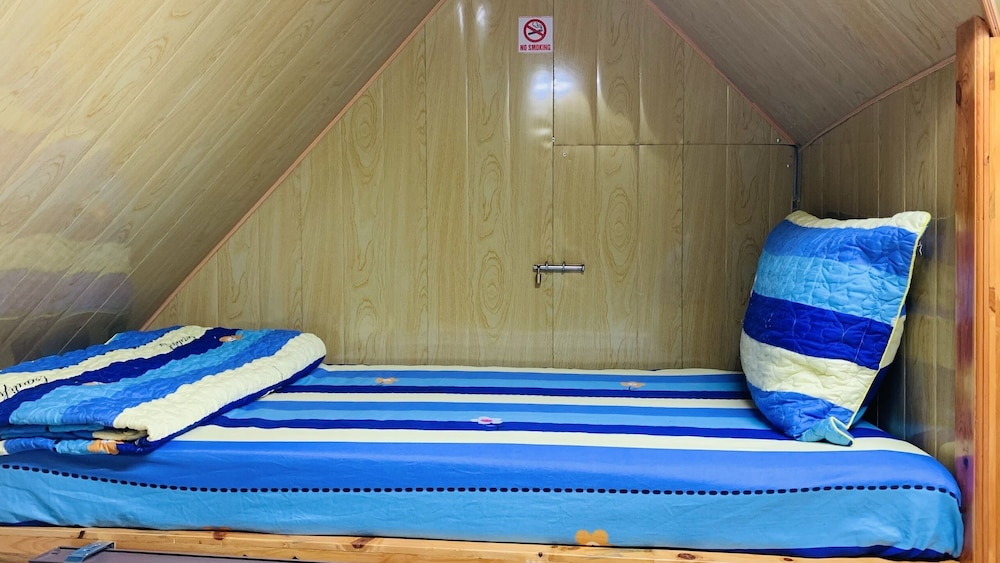 Hoang Giang Homestay 25/50