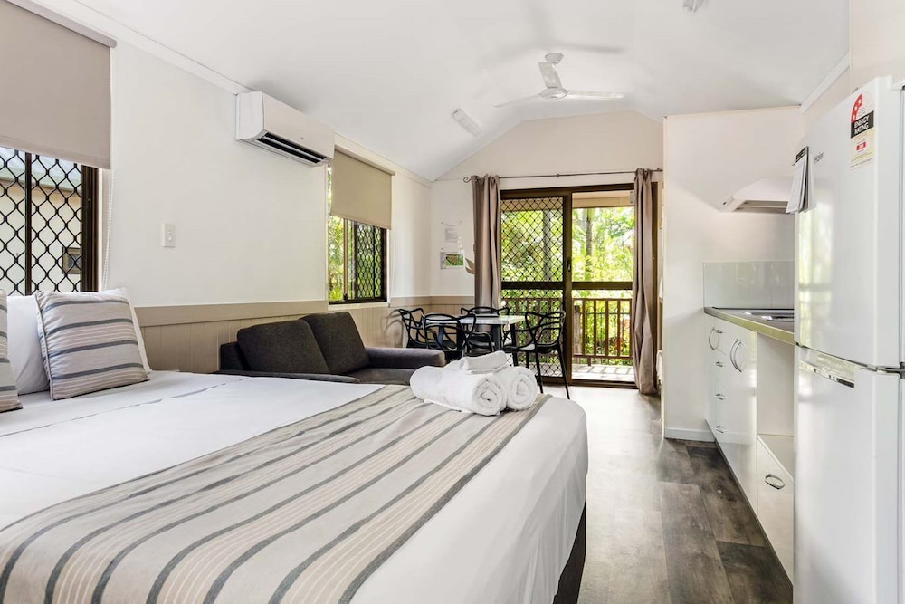 كابينة ديلوكس بسرير كوين وسرير بطابقين