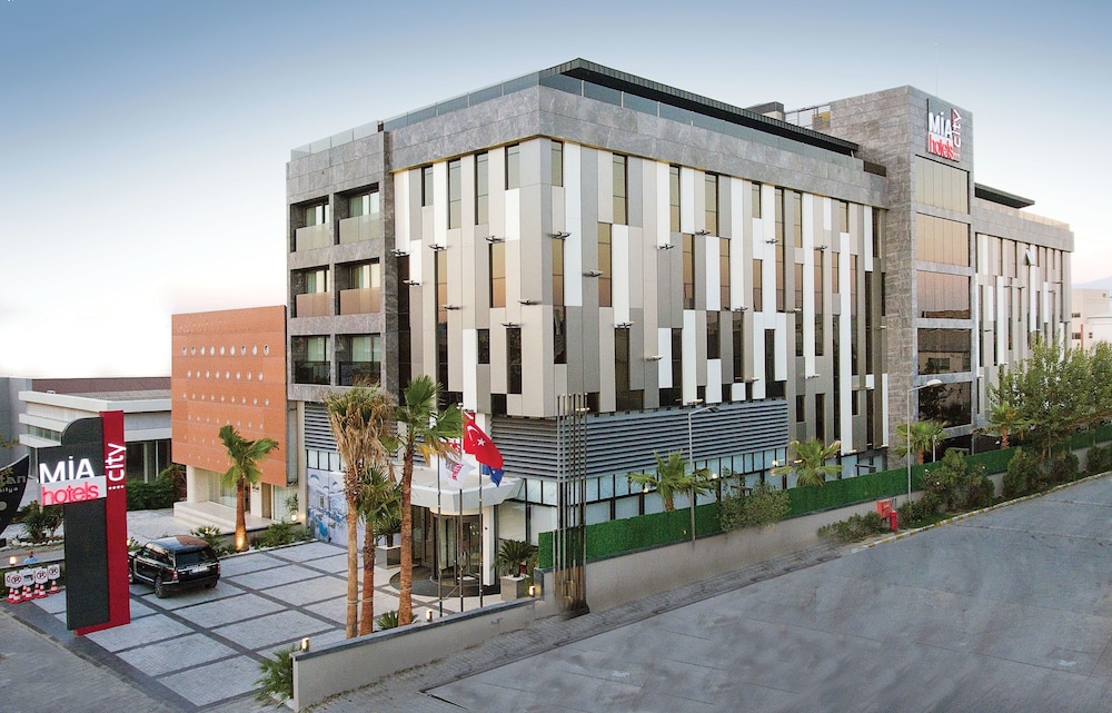 Mia City Hotel 58/64