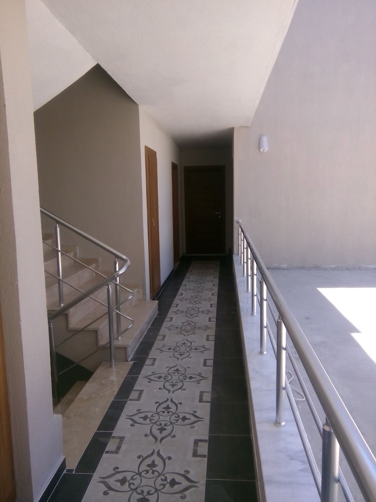 Dolunaydin 8/50