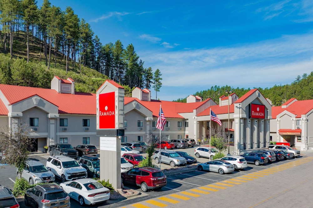 Ramada By Wyndham Keystone Near Mt Rushmore 55/61