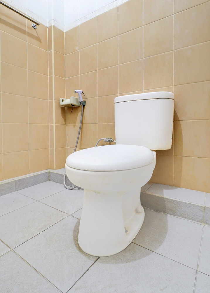 Hotel O Surabaya near Surabaya Town Square formerly Kupang Gunung Residence 59/60