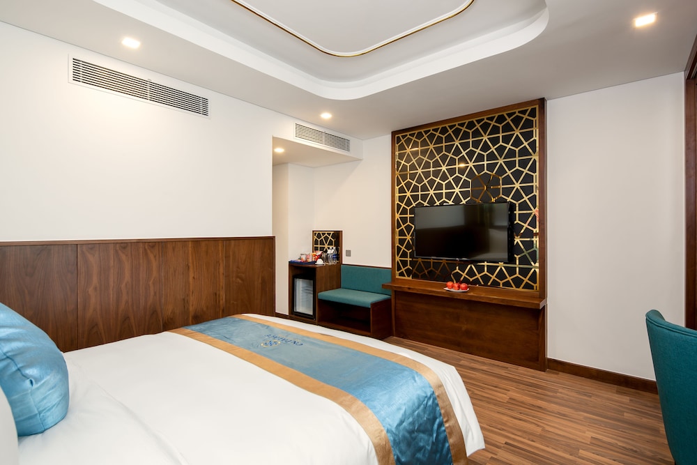 CN Palace hotel 20/67