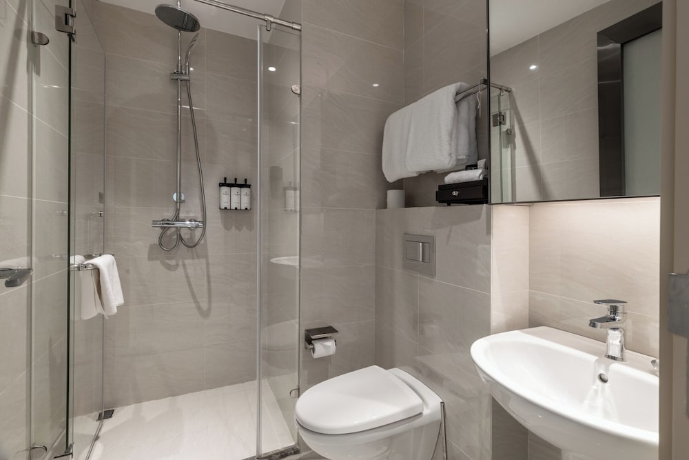 Pan Pacific Serviced Suites Nairobi 50/51