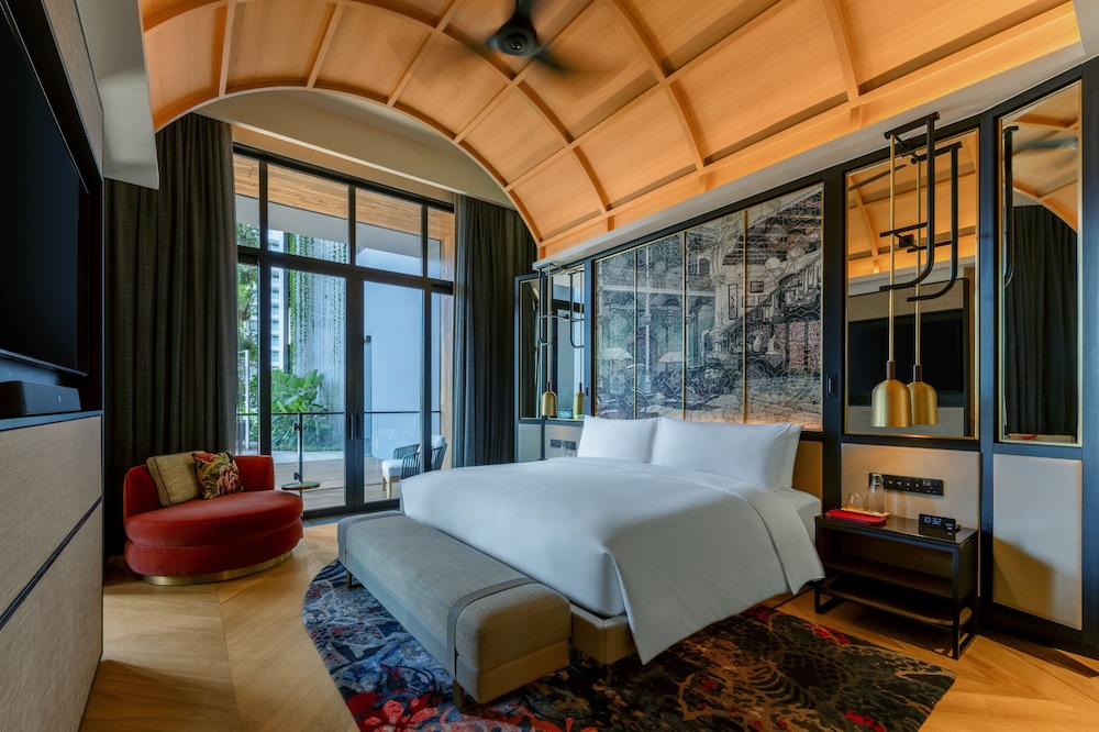 SUITE, KING BED, TERRACE
