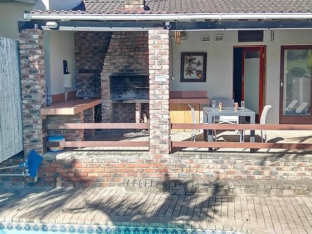 Farm View Guesthouse 2/46