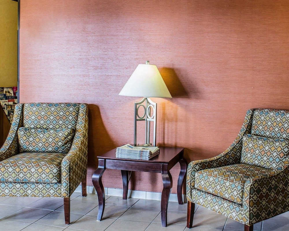 MainStay Suites Coralville - Iowa City 29/38