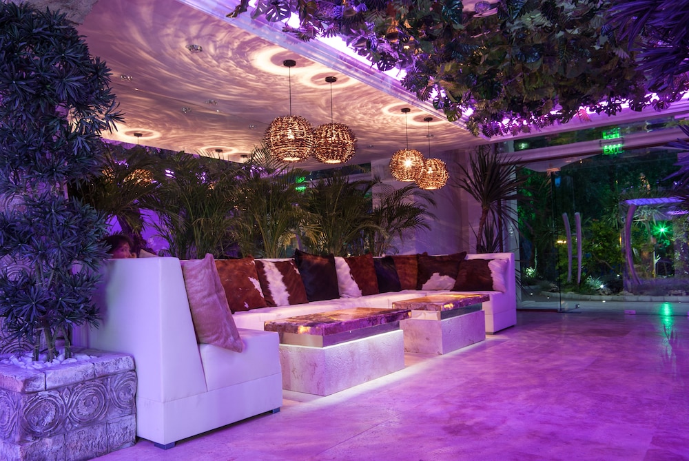 Harmony Suites 2 3 12/65