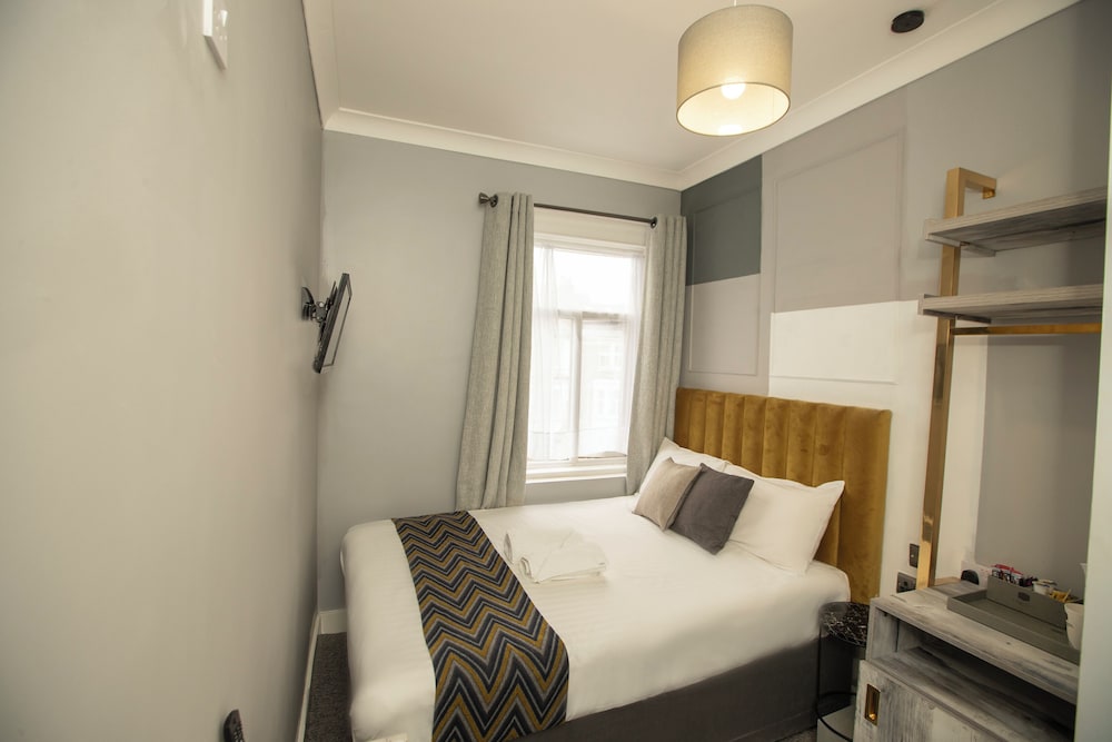 STANDARD, DOUBLE BED