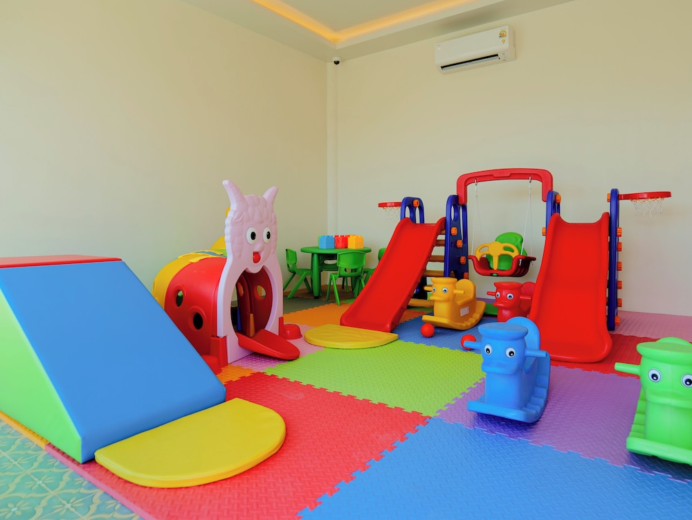 Clarian Hotel Beach Patong 42/49