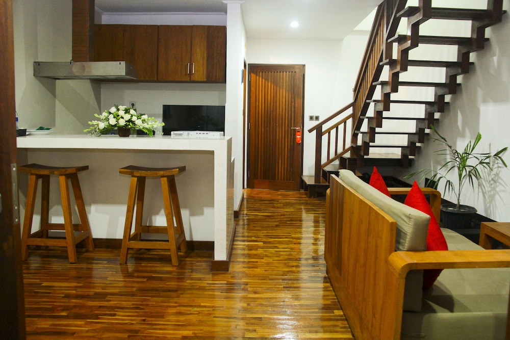 Delu Villas And Suites Seminyak 31/48