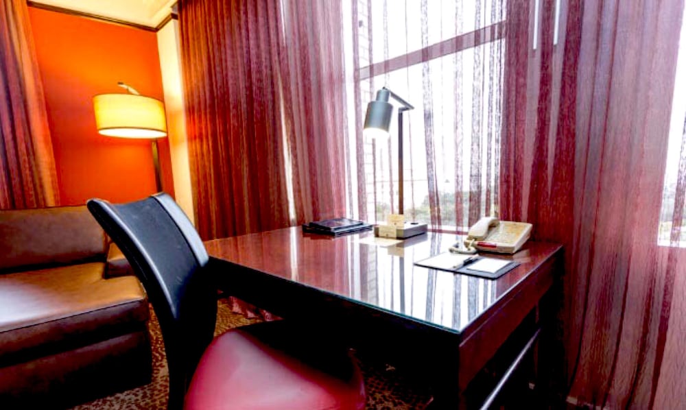The Emily Morgan San Antonio a DoubleTree by Hilton Hotel 47/89