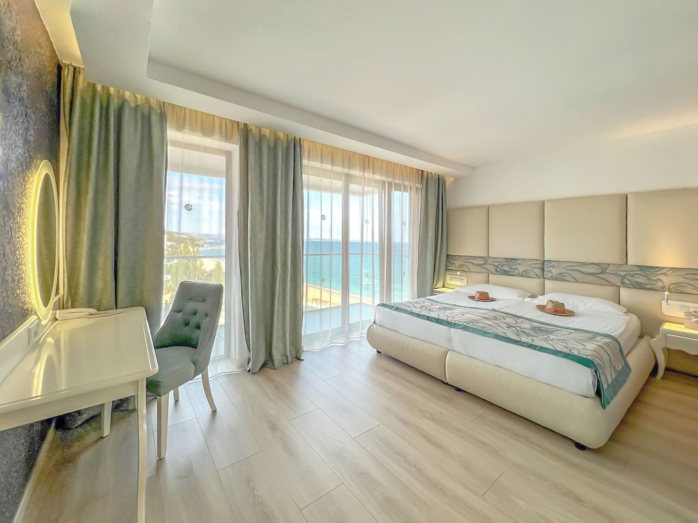 Grifid Hotel Metropol 14/50