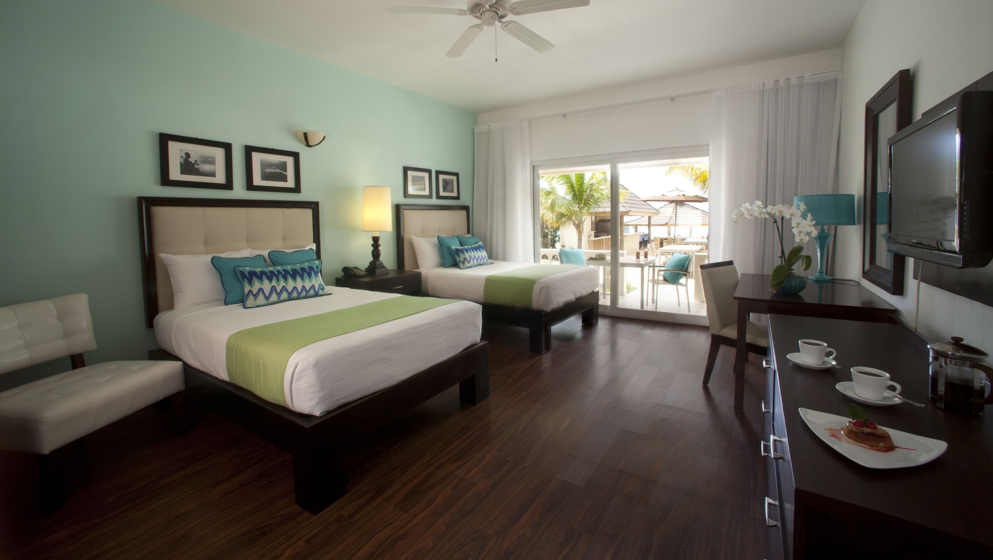 DELUXE, KING BED, OCEAN VIEW