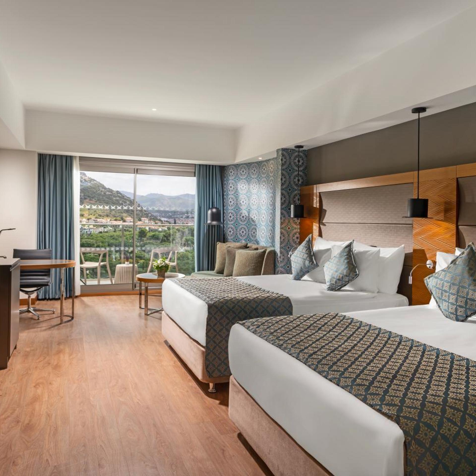 Deluxe, Double or Twin Bed, Balcony