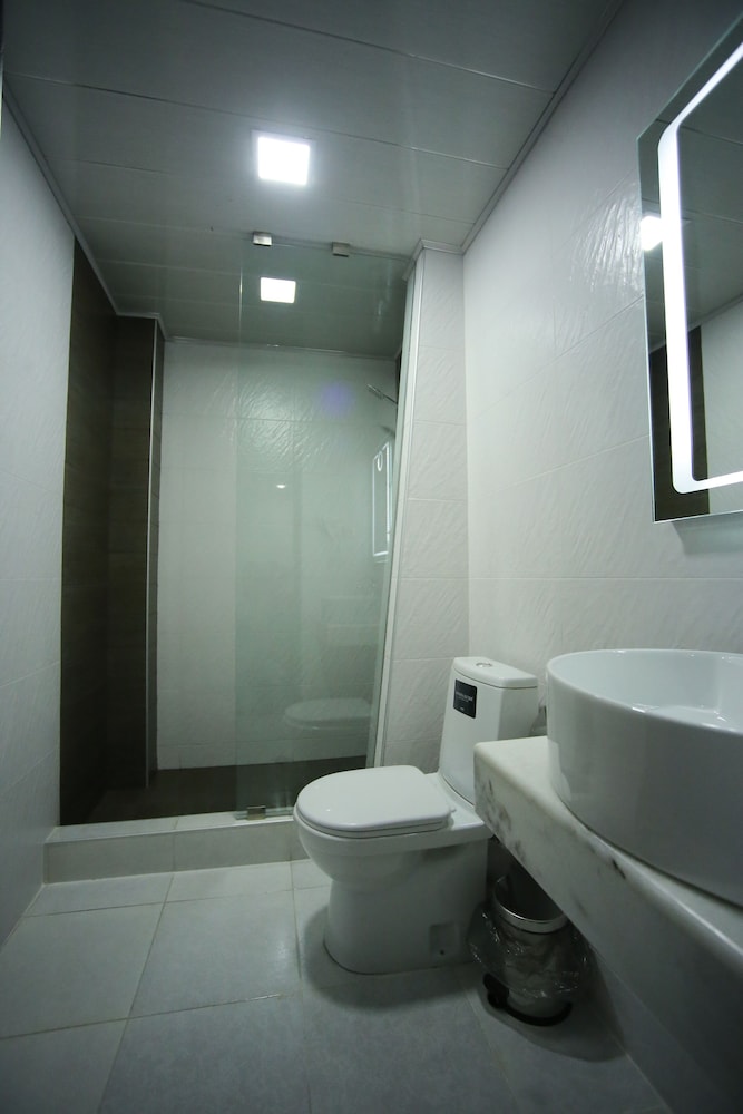 West Tower Hotel Kutaisi 25/25